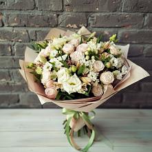 Букет нежное ассорти в Обшаровка Букет цветов из:  Альстромерии, Розы и Хризантемы в Обшаровка