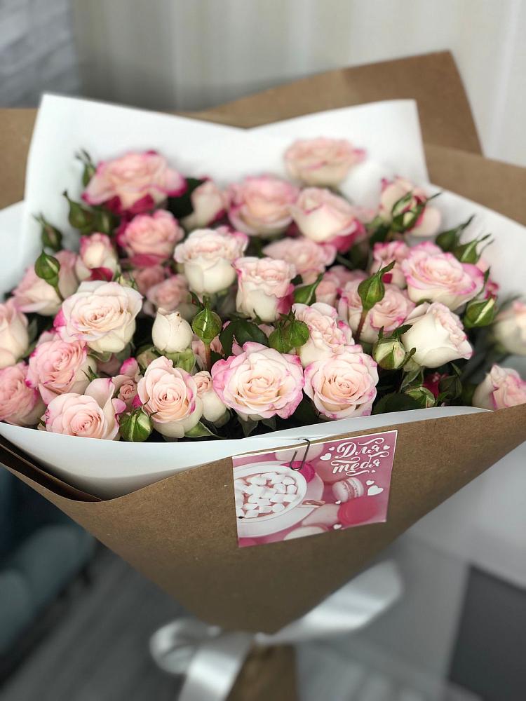 Букет теплый ветер в Обшаровка Букет цветов из: Розы в Обшаровка