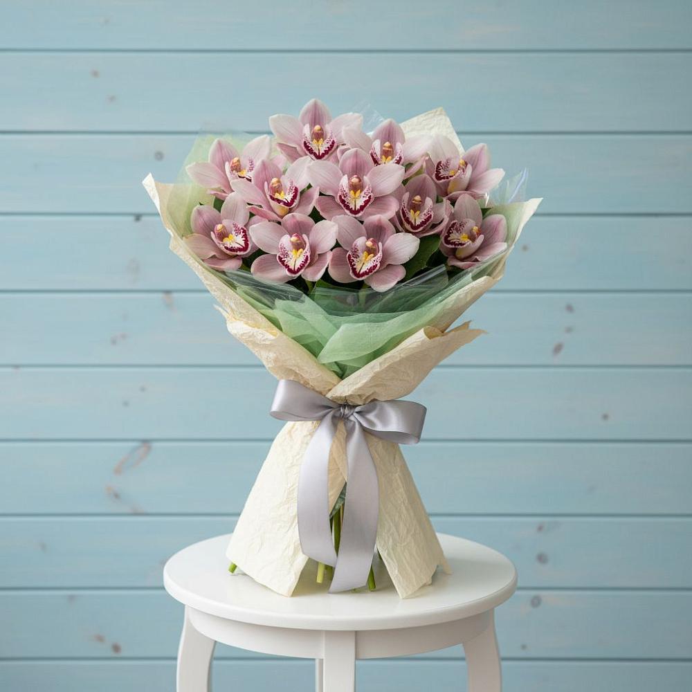 Букет 11 орхидей в Обшаровка Букет цветов из: Орхидеи и Розы в Обшаровка