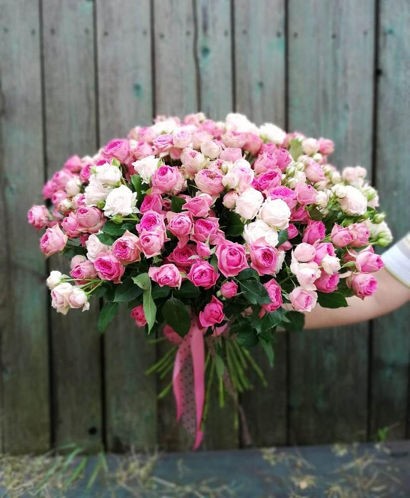 Розовые кустовые розы Натали и Лав Лидия в Обшаровка Букет Розовые кустовые розы Натали и Лав Лидия в Обшаровка